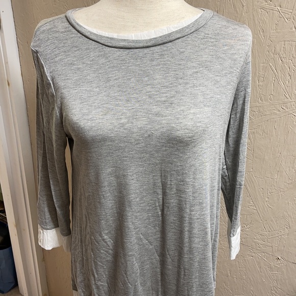 NWT Grey & White Contrast Sheer Bottom Tunic - Picture 6 of 13